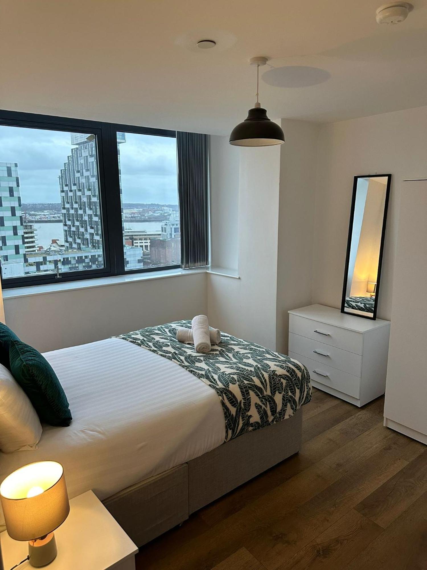 Stunning City View Apartment By Central Stay Liverpool Extérieur photo
